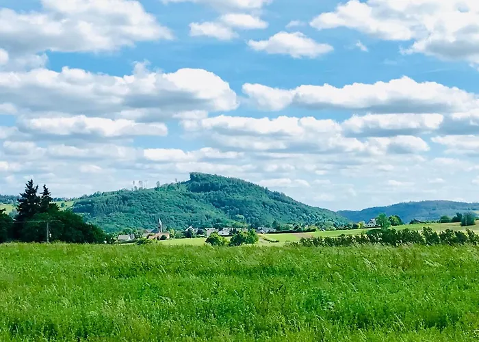 Eifeldoemchen بيت للعطل *